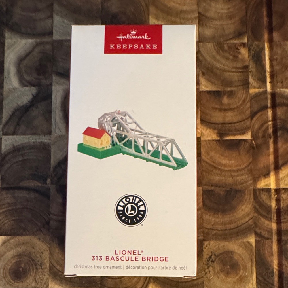 Hallmark Keepsake Lionel Bridge Ornament - Green and Silver